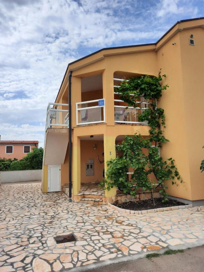 Apartments Baotic Vir Kültér fotó