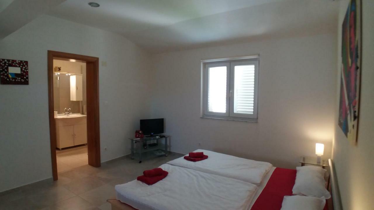 Apartments Baotic Vir Kültér fotó
